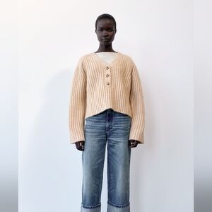 NWT Zara Oversized Cropped Knit Sweater